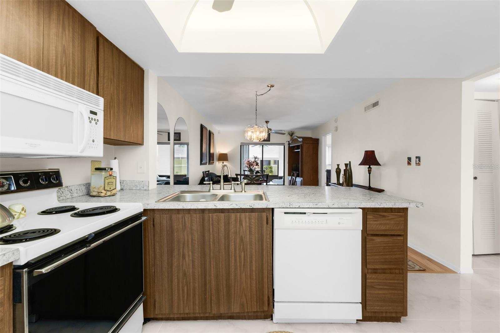 LAKESHORE CHARLOTTE COUNTY PH 03 - Residential