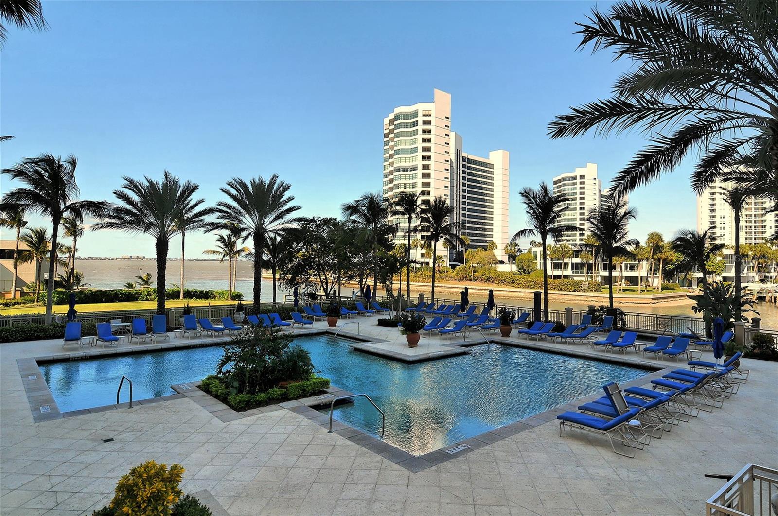 THE RESIDENCES - Residential