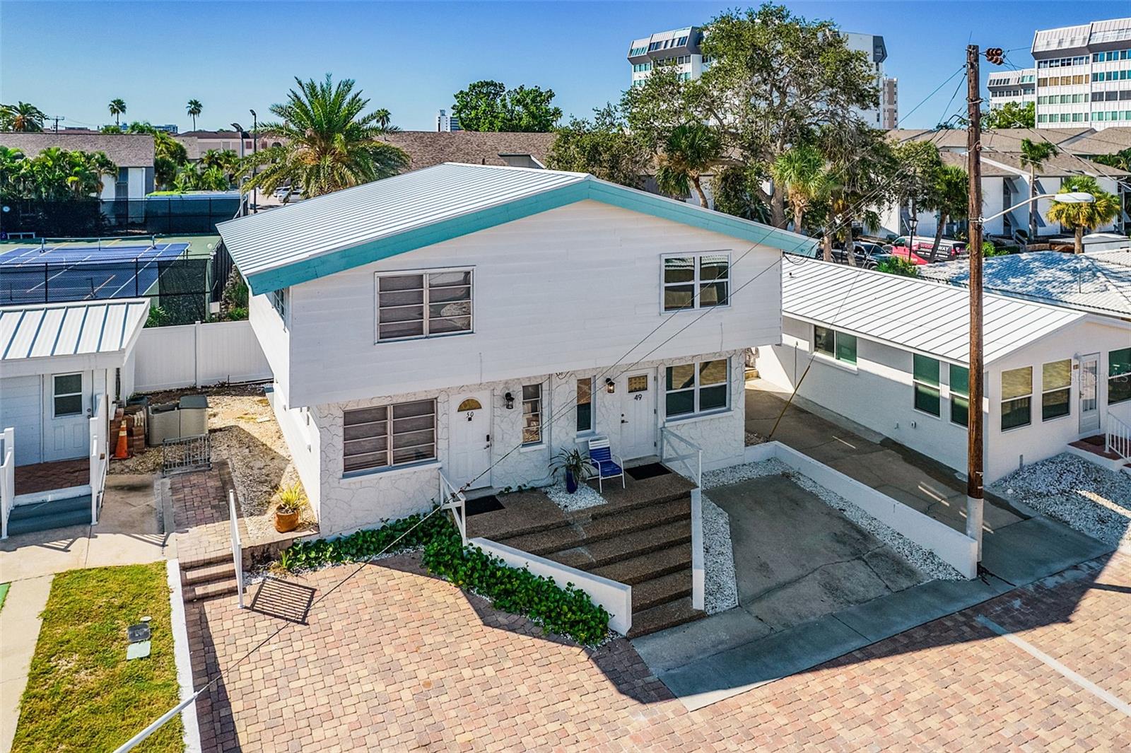 ALOHA KAI APTS - Residential