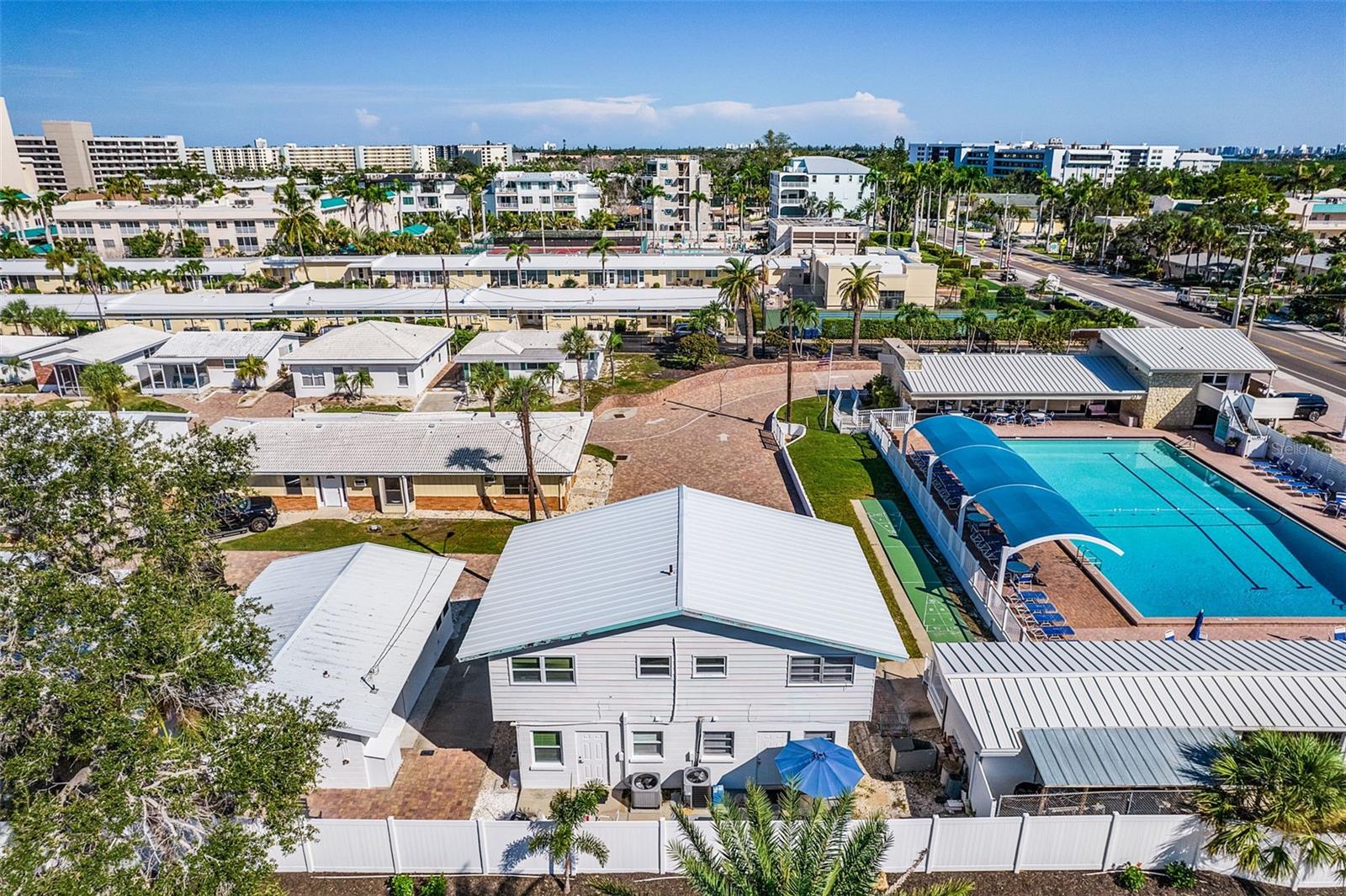 ALOHA KAI APTS - Residential