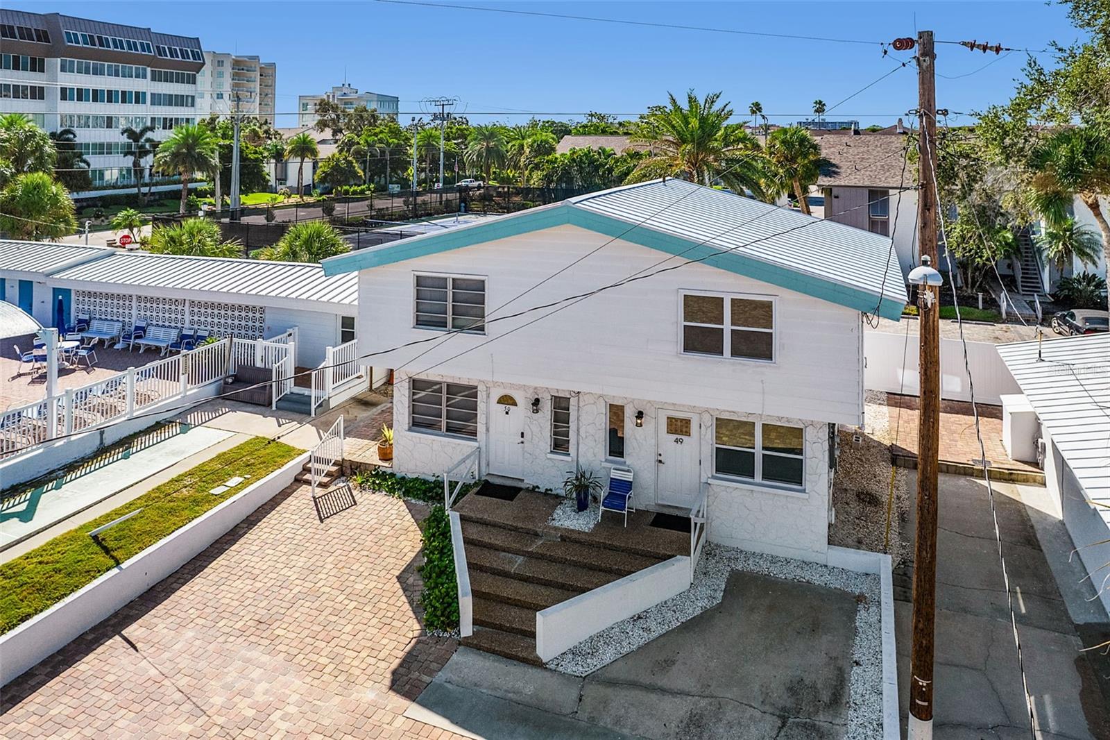 ALOHA KAI APTS - Residential