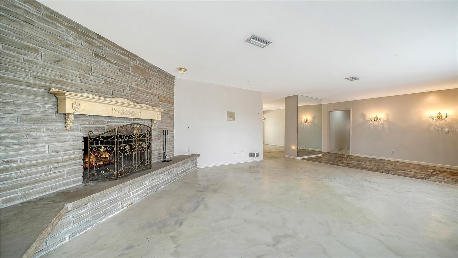 VENICE GULF VIEW REP - Residential
