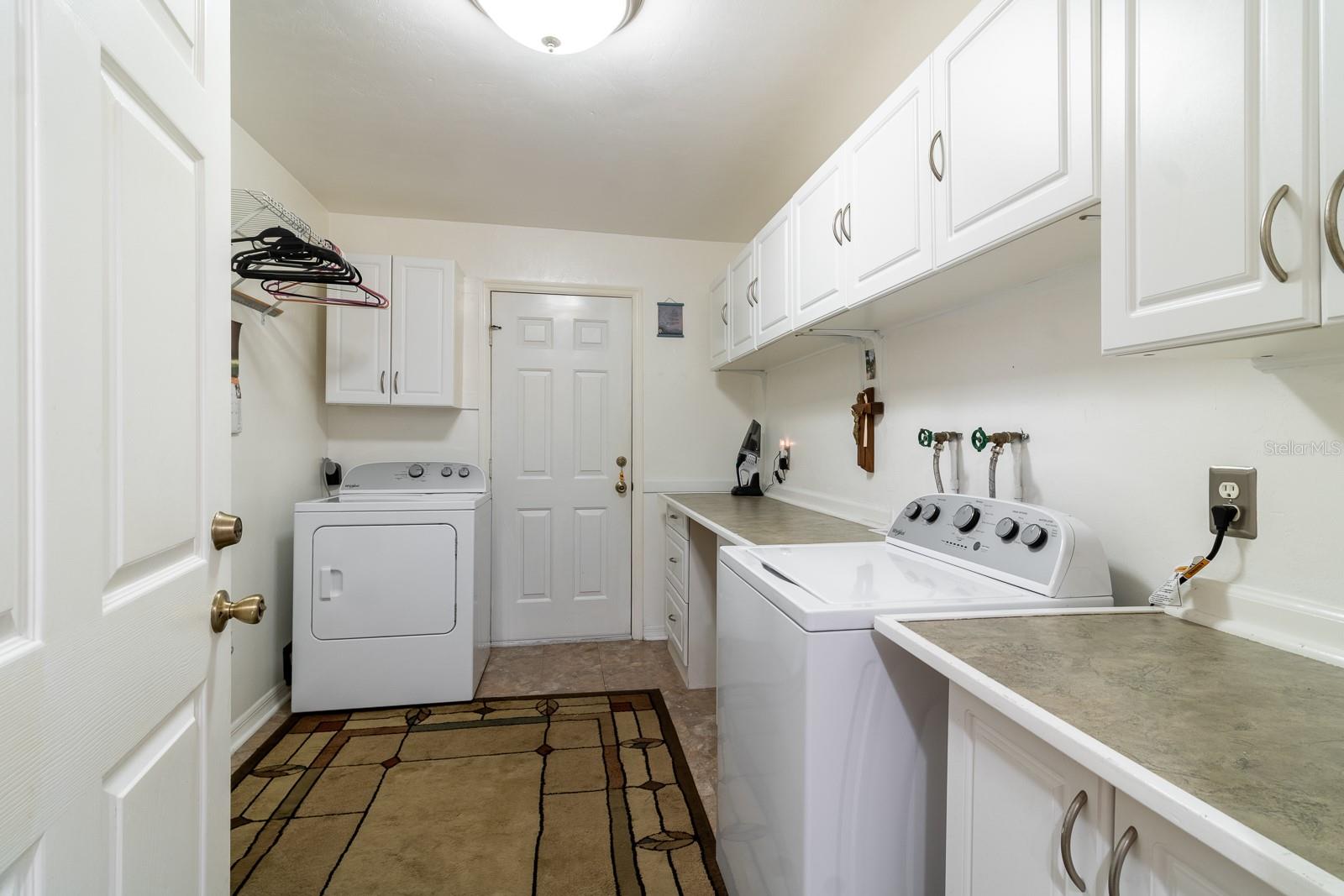 HOLLINGSWORTH ESTATES - Residential