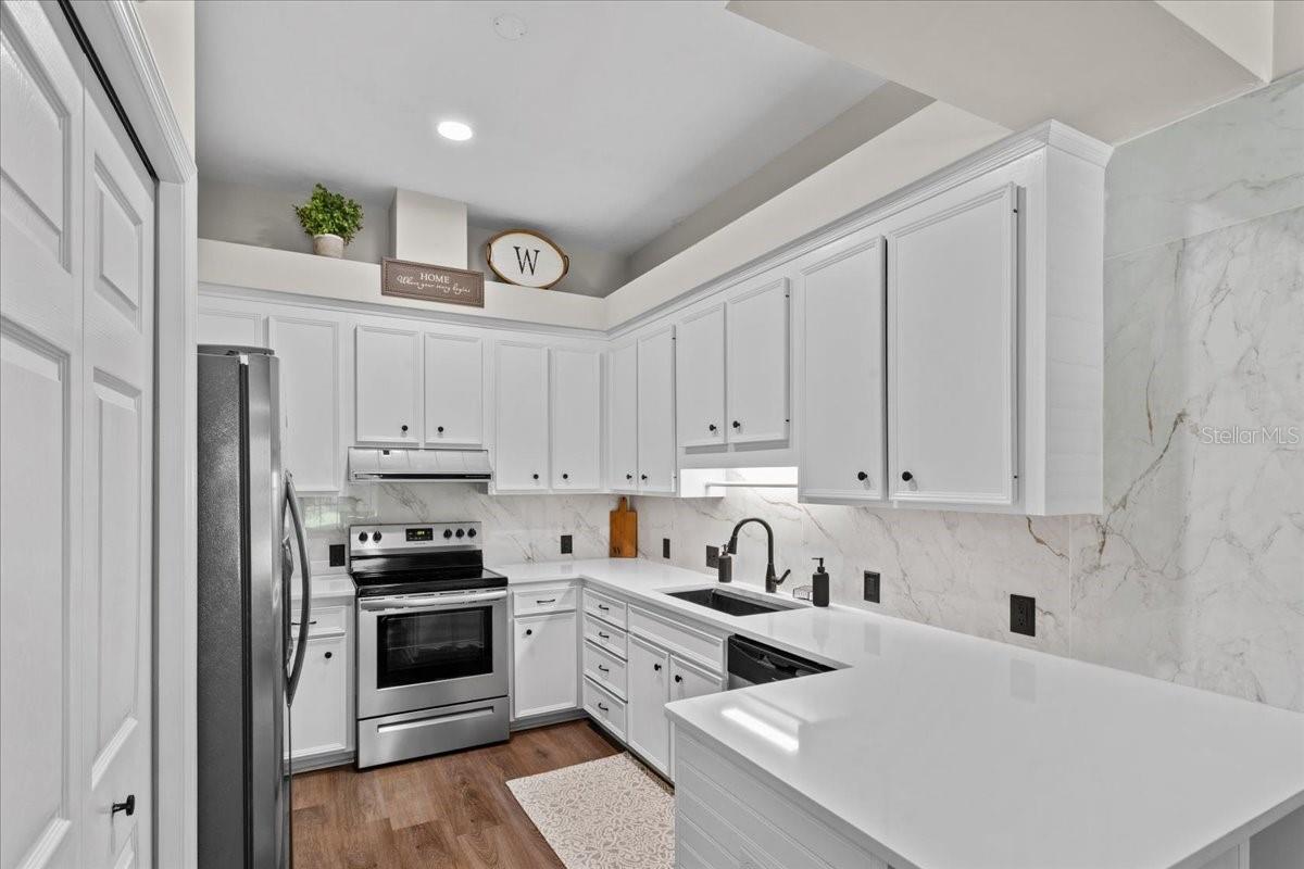 SUMMIT OAKS UNIT II - Residential