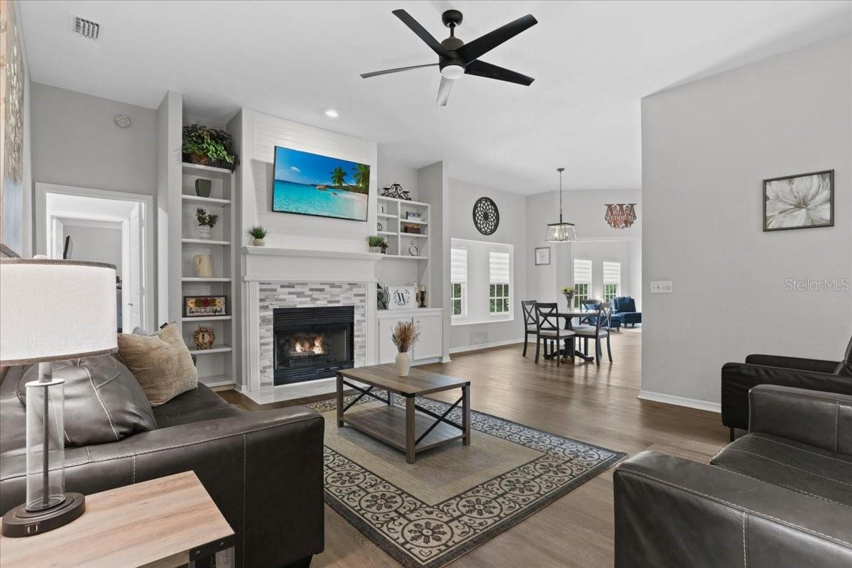 SUMMIT OAKS UNIT II - Residential