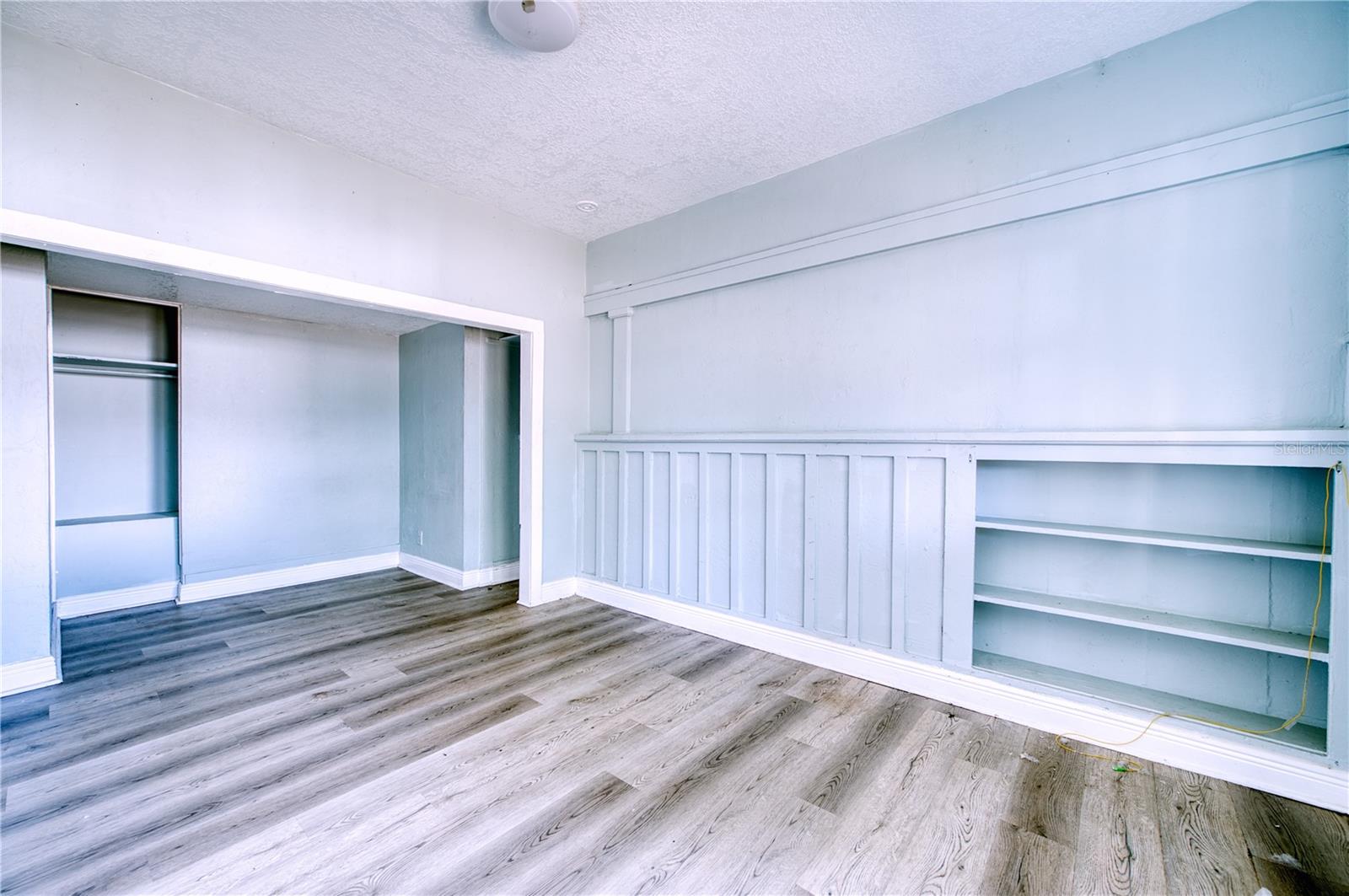 FAIRVIEW PARK - Commercial Sale