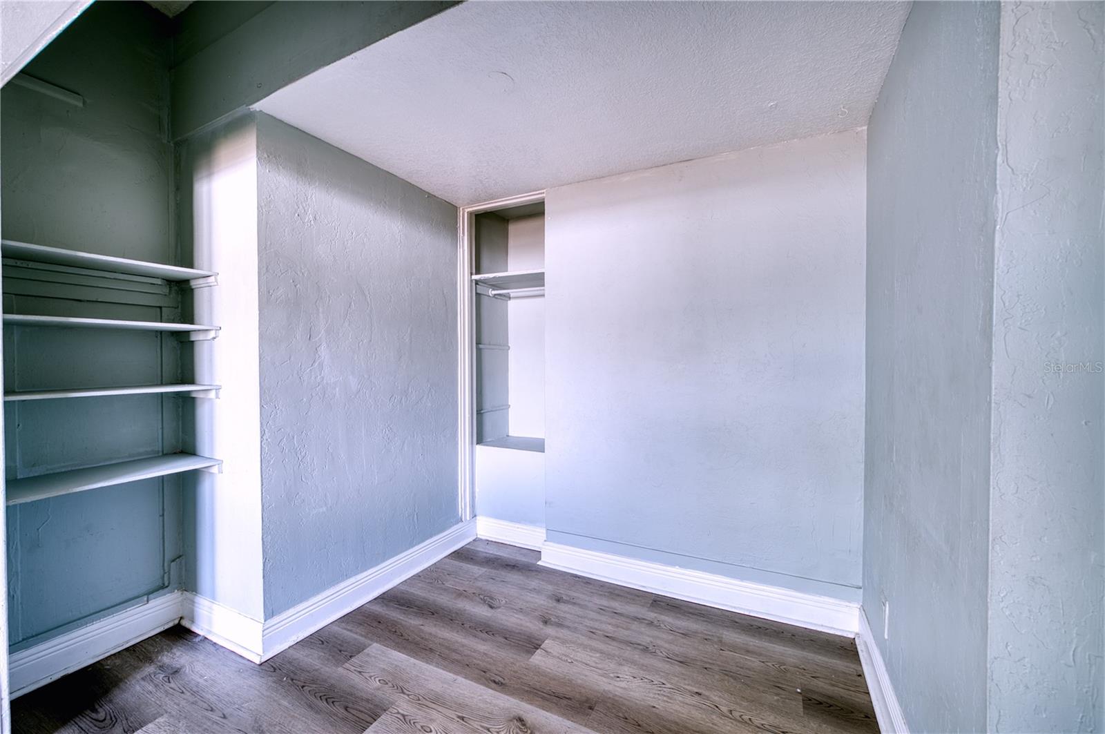 FAIRVIEW PARK - Commercial Sale