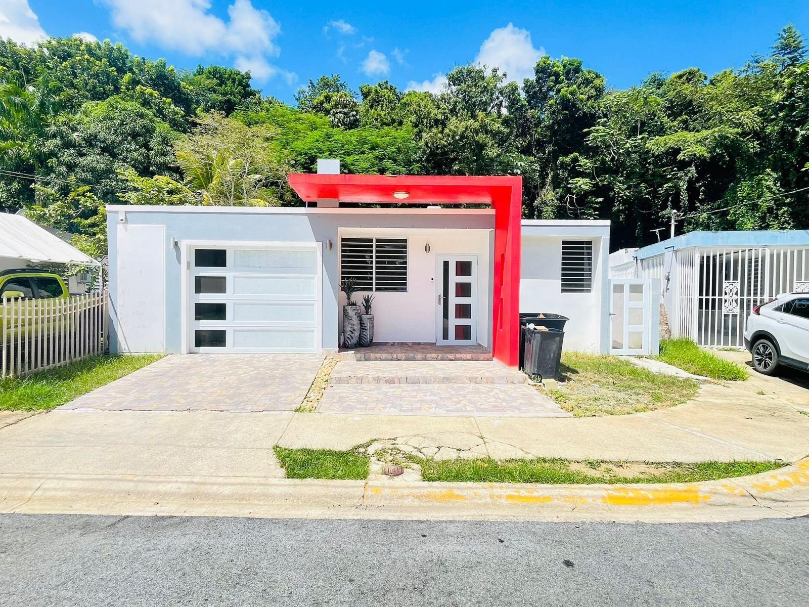 This beautifully remodeled home features a well-designed layout with 3 bedrooms, 1 bathroom, a living room, dining area, kitchen, and a two-car garage.

Step outside to enjoy a modern swimming pool, perfect for relaxing, entertaining family and friends, or making the most of the warm weather year-round.

An excellent opportunity for anyone looking for a move-in-ready home with comfortable, functional living spaces and an inviting outdoor area ideal for entertaining.