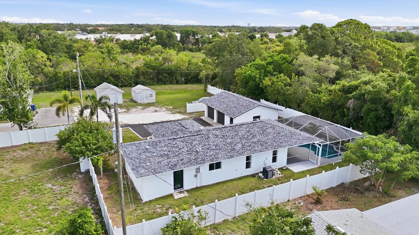 GREEN ACRES - Residential
