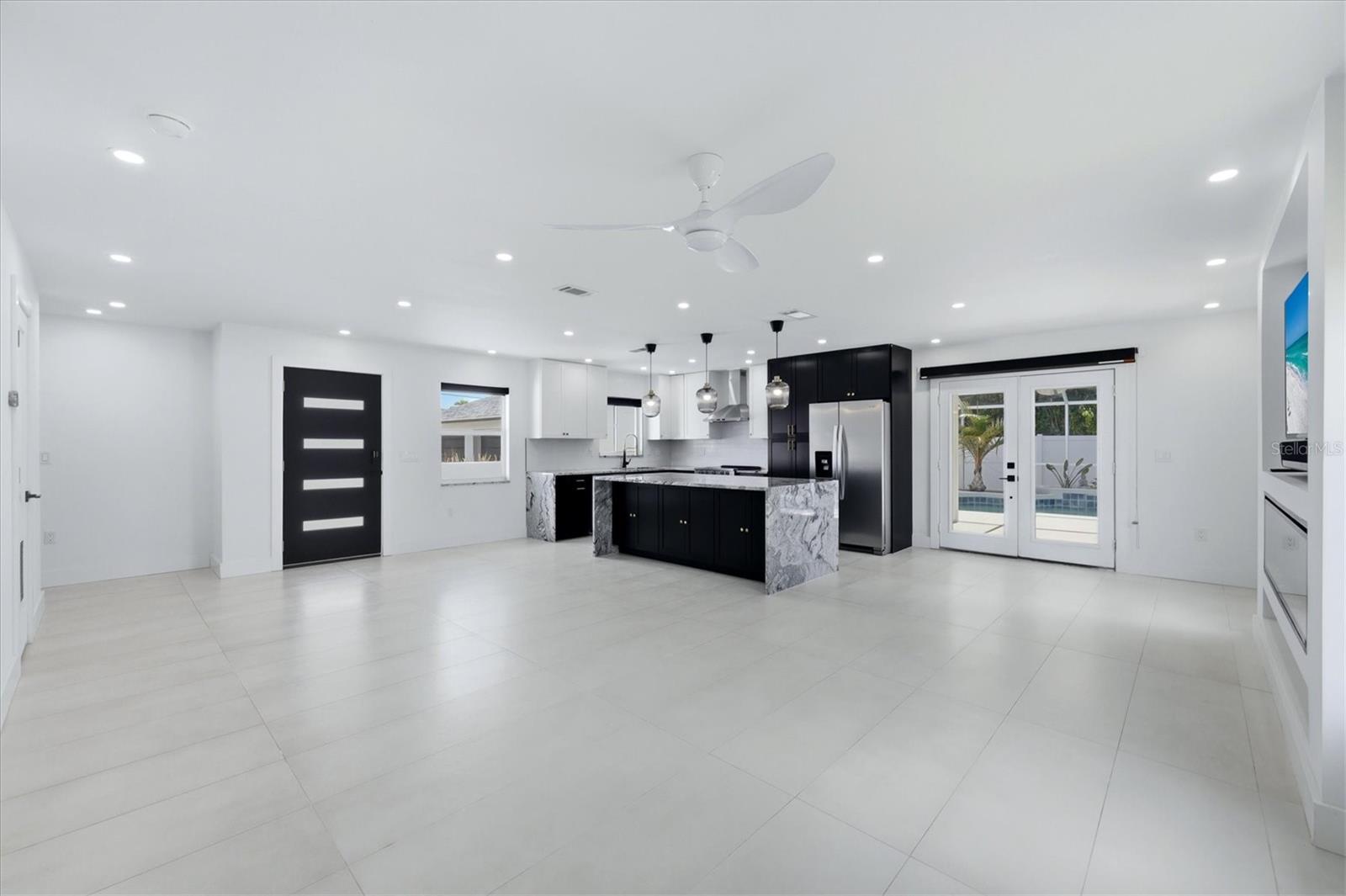 GREEN ACRES - Residential