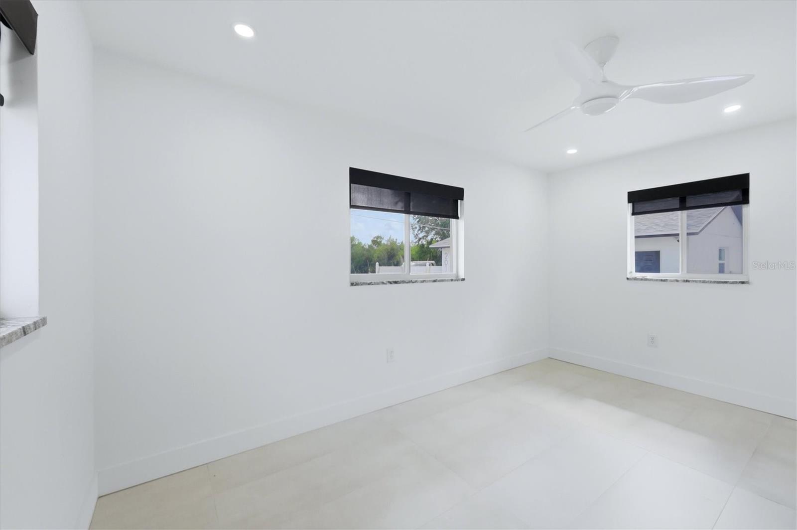 GREEN ACRES - Residential
