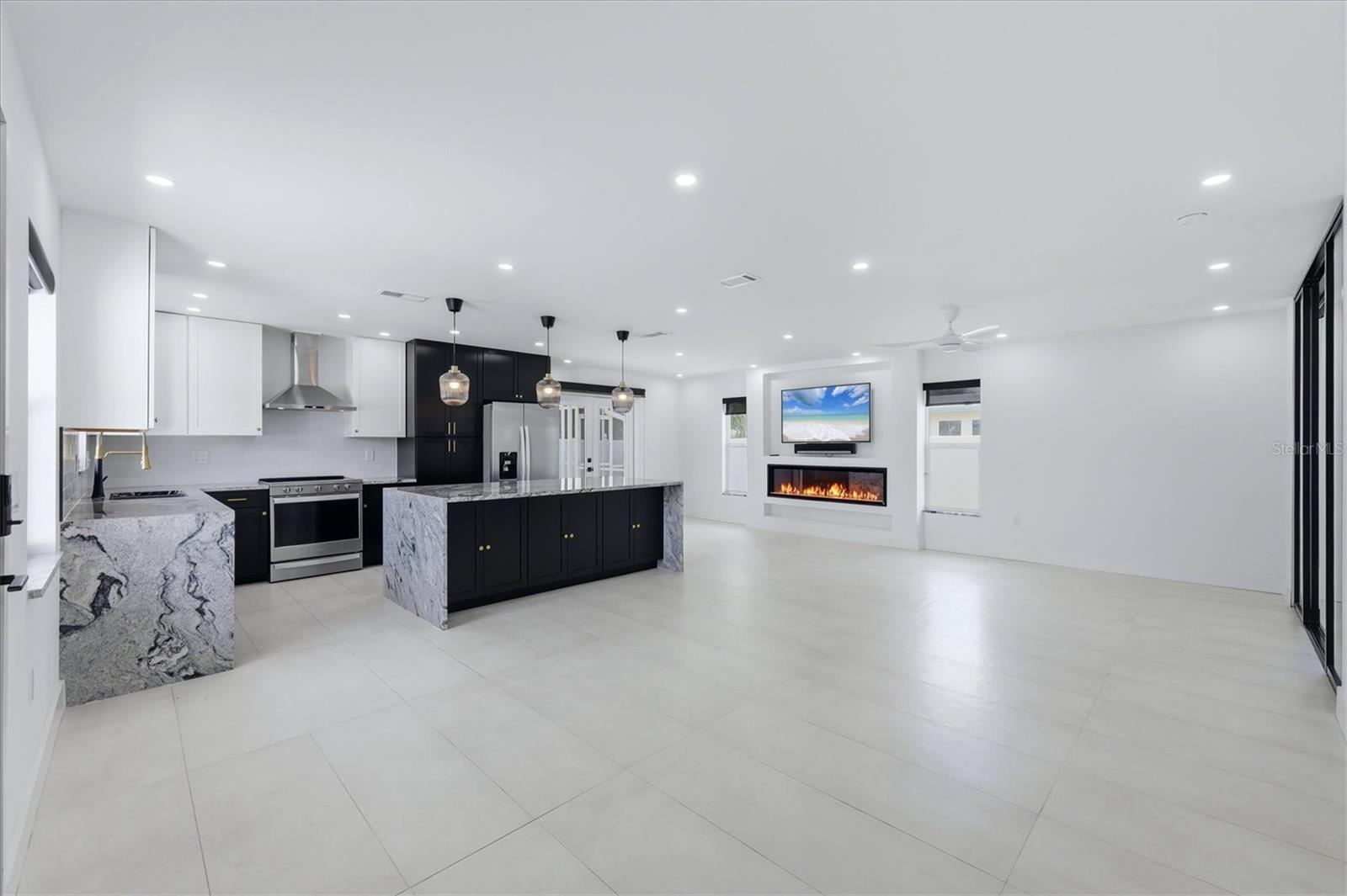 GREEN ACRES - Residential