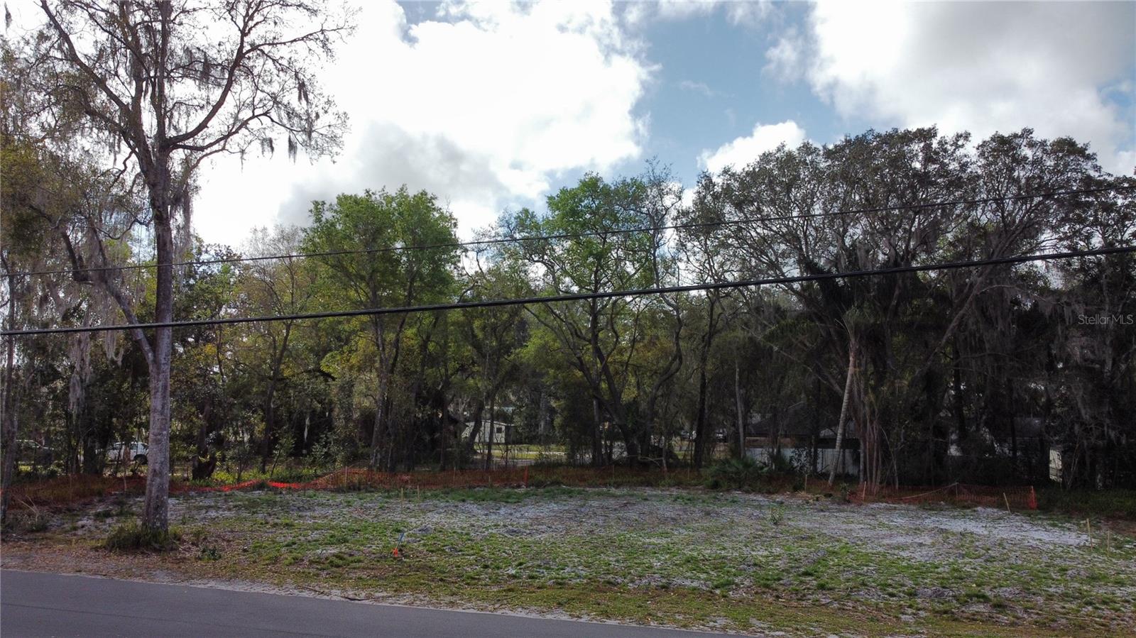 MAGNOLIA SHORES - Land