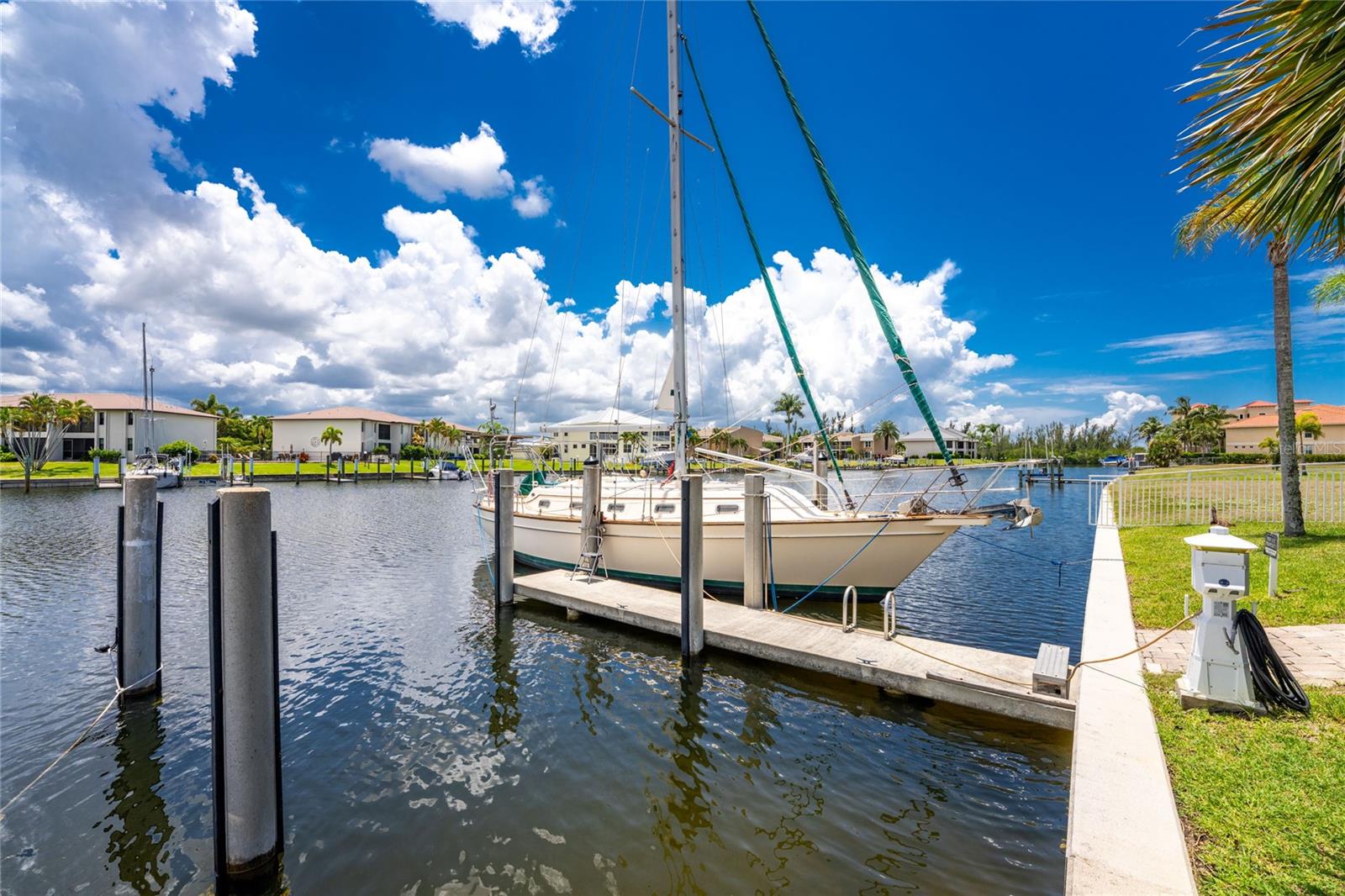 SAVANNA BAY CONDO - Residential