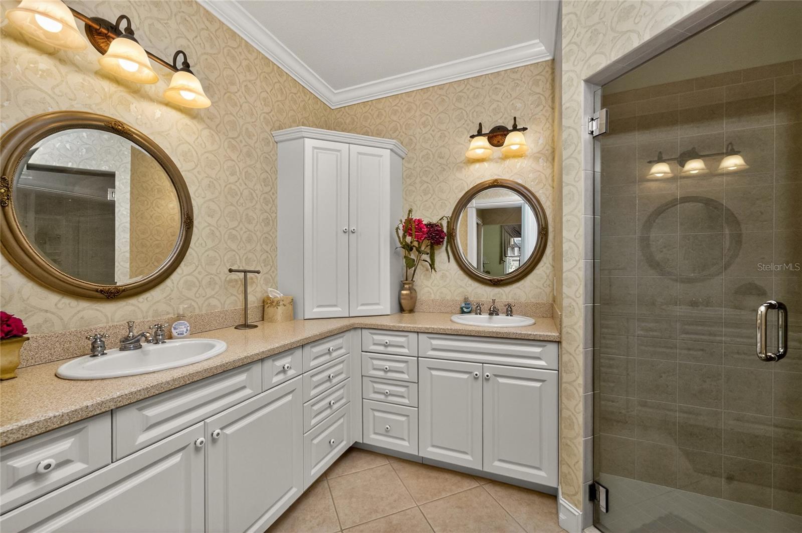 SAVANNA BAY CONDO - Residential