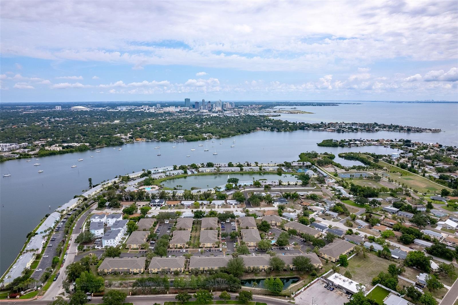 COQUINA KEY TWNHMS - Residential