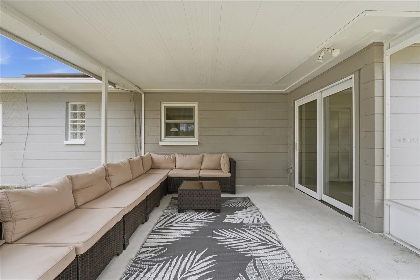 BEACHVIEW GROVE PARK 1ST ADD - Residential