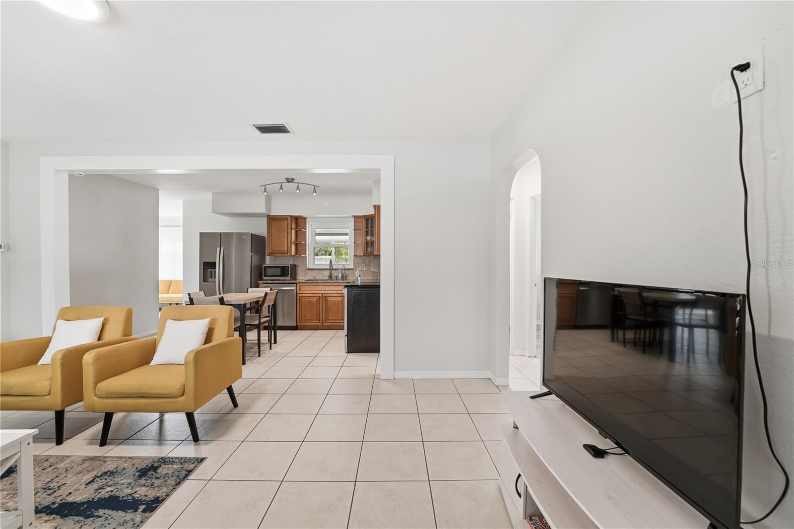 BEACHVIEW GROVE PARK 1ST ADD - Residential
