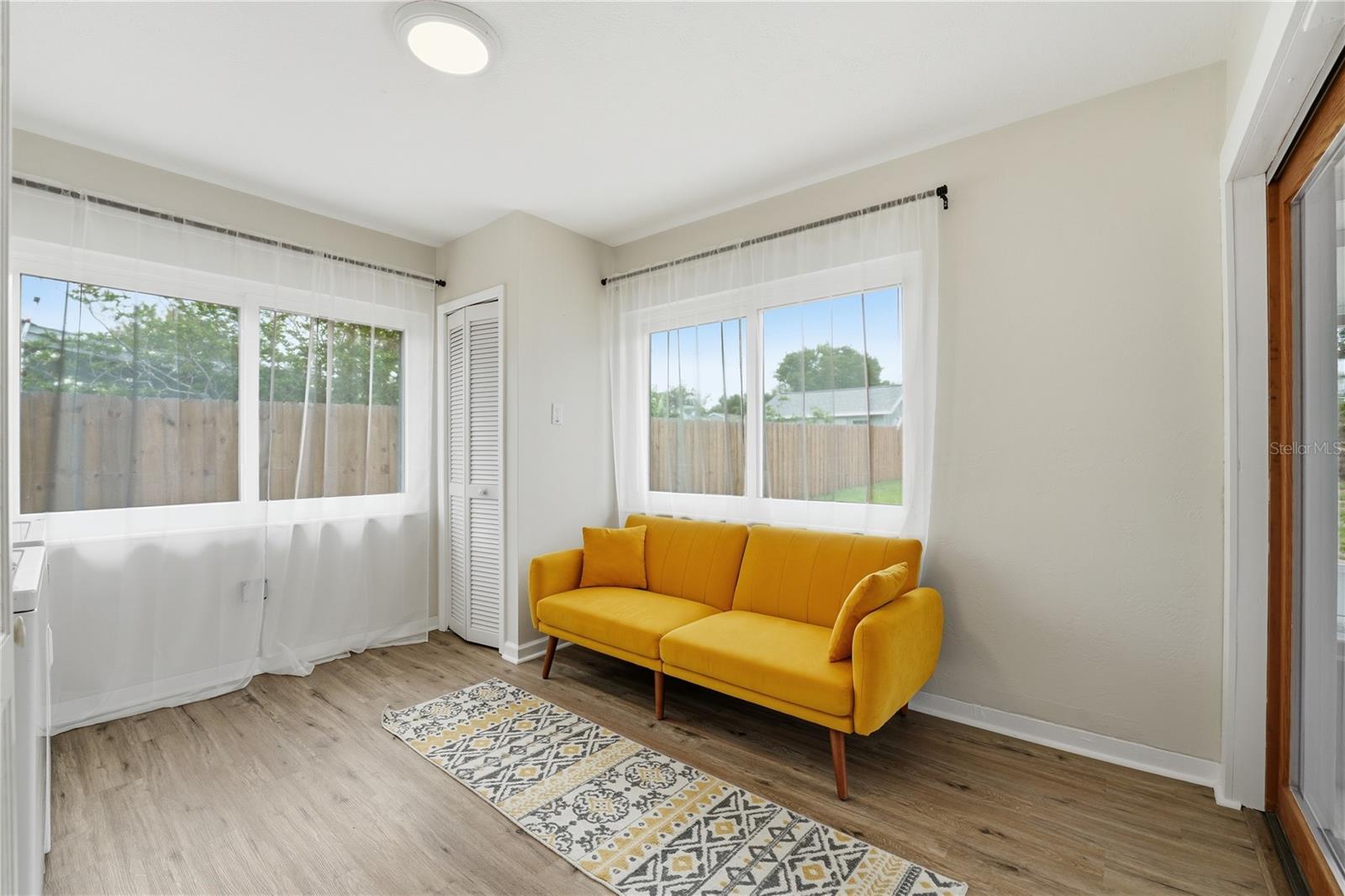 BEACHVIEW GROVE PARK 1ST ADD - Residential