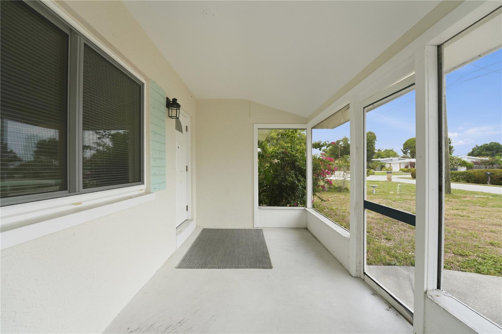 BEACHVIEW GROVE PARK 1ST ADD - Residential