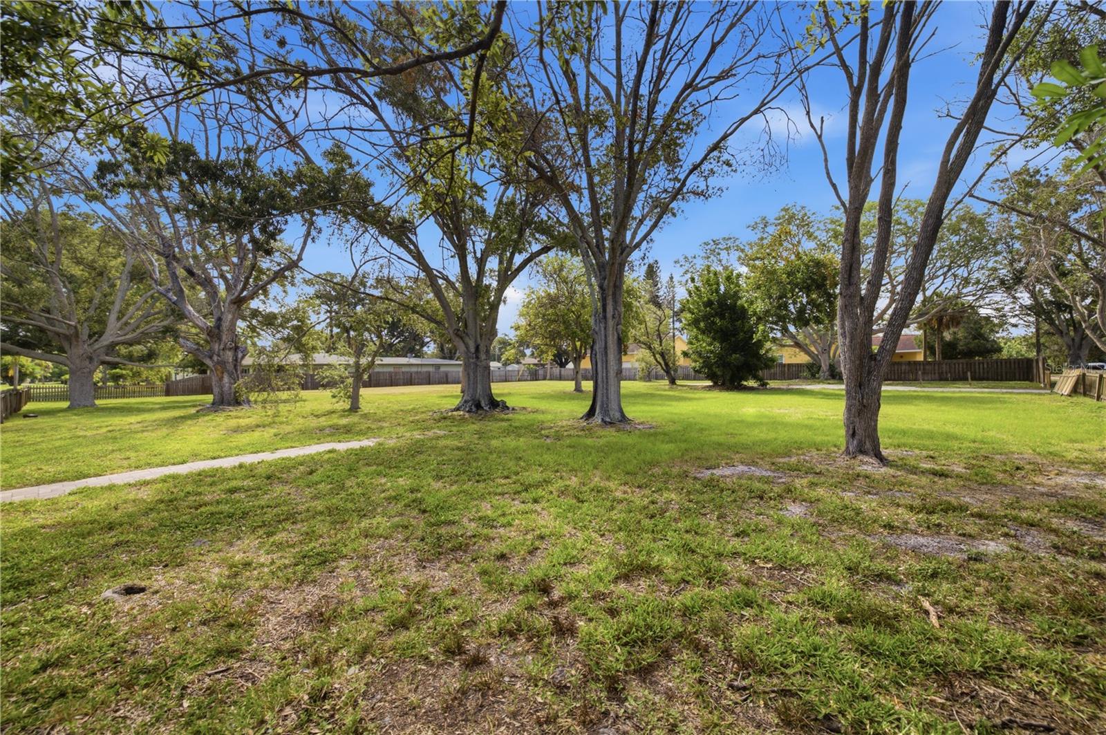 PASADENA ON THE GULF SEC C - Land