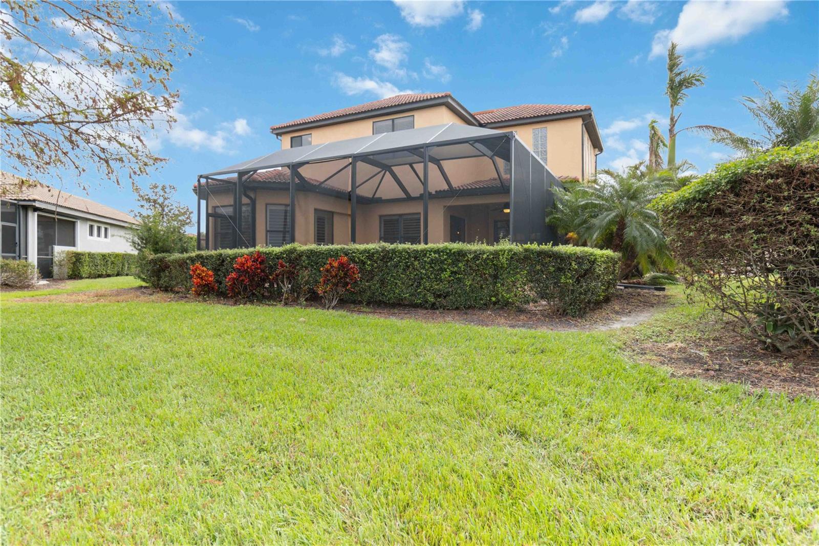 WILLOW CHASE - Residential