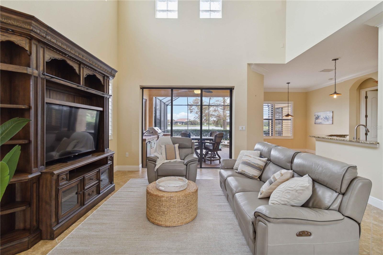WILLOW CHASE - Residential