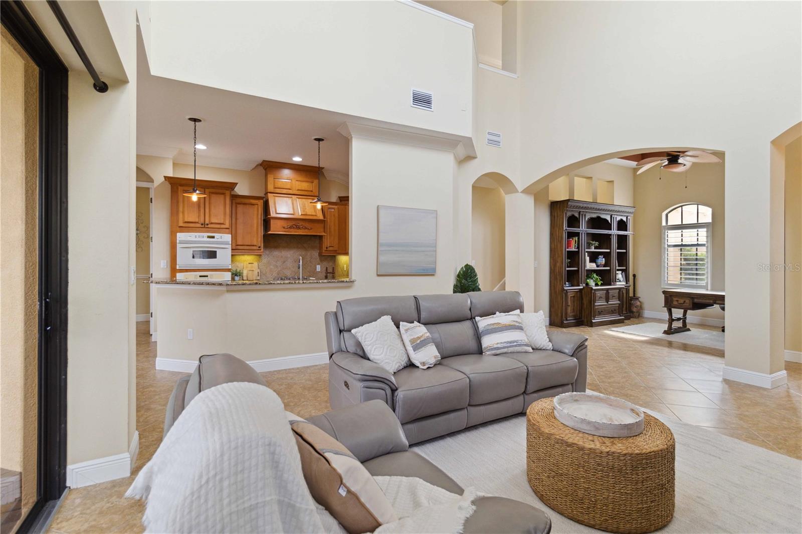 WILLOW CHASE - Residential
