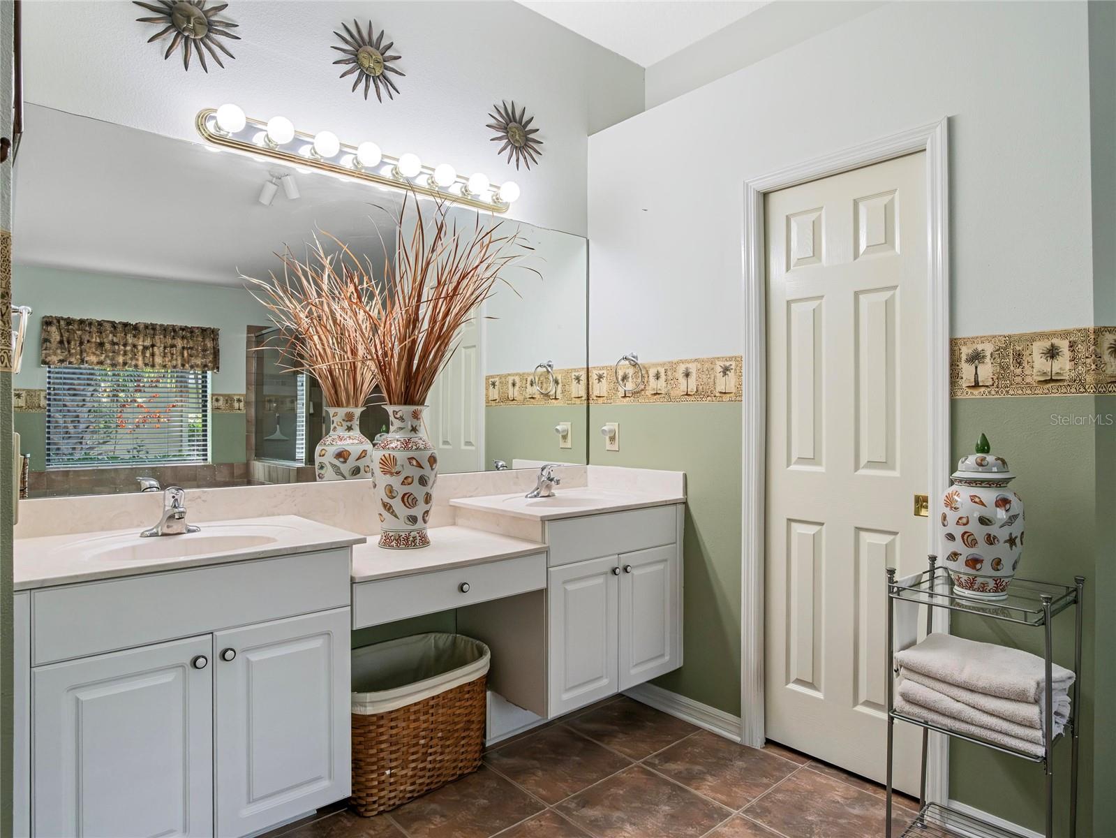 WESTLAKE ESTATES - Residential
