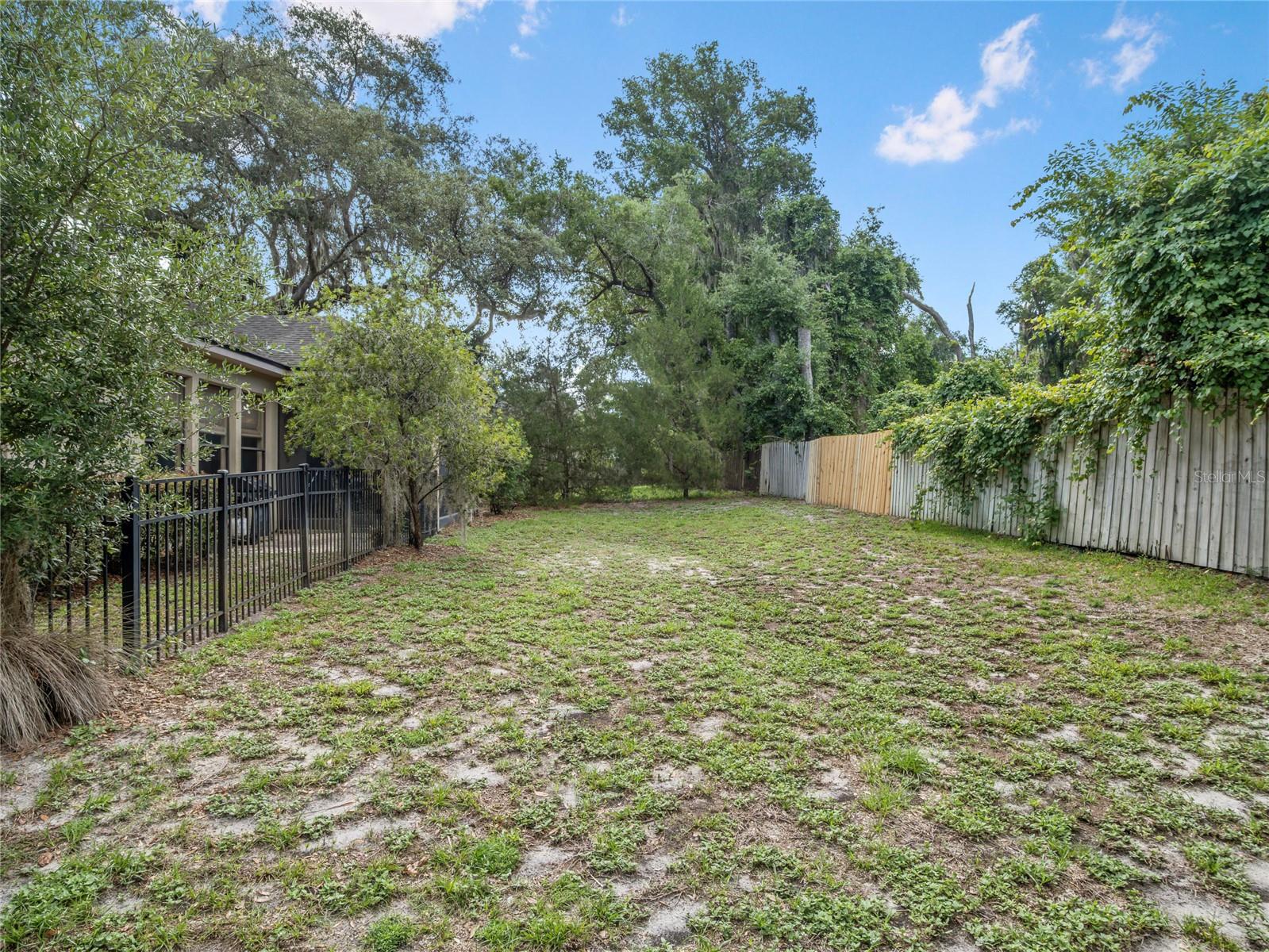 WESTLAKE ESTATES - Residential