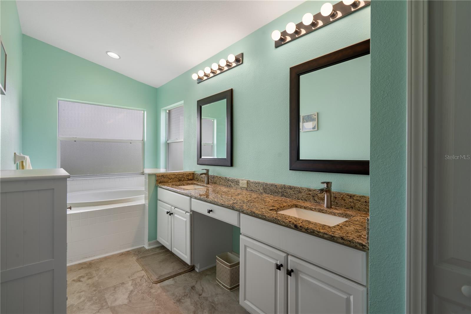 WELLINGTON AT SEVEN HILLS PH10 - Residential
