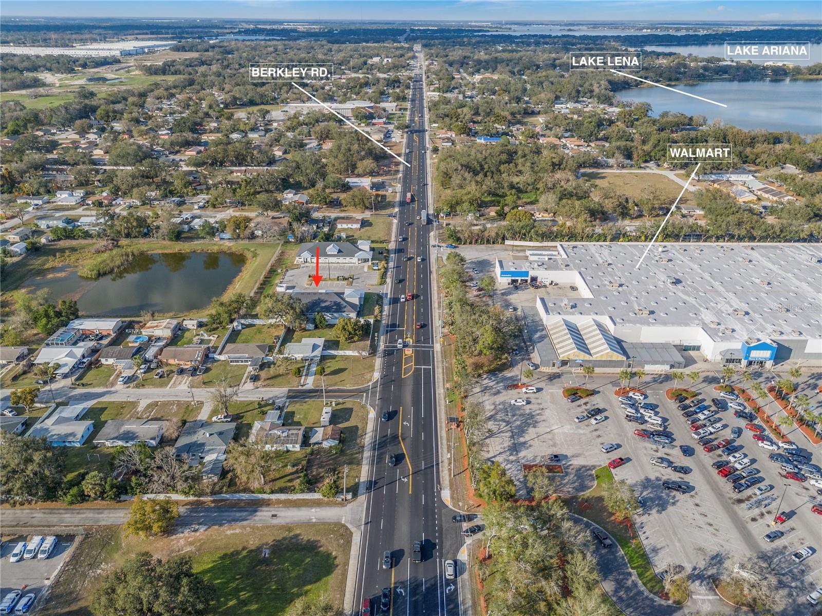 ACREAGE - Commercial Lease