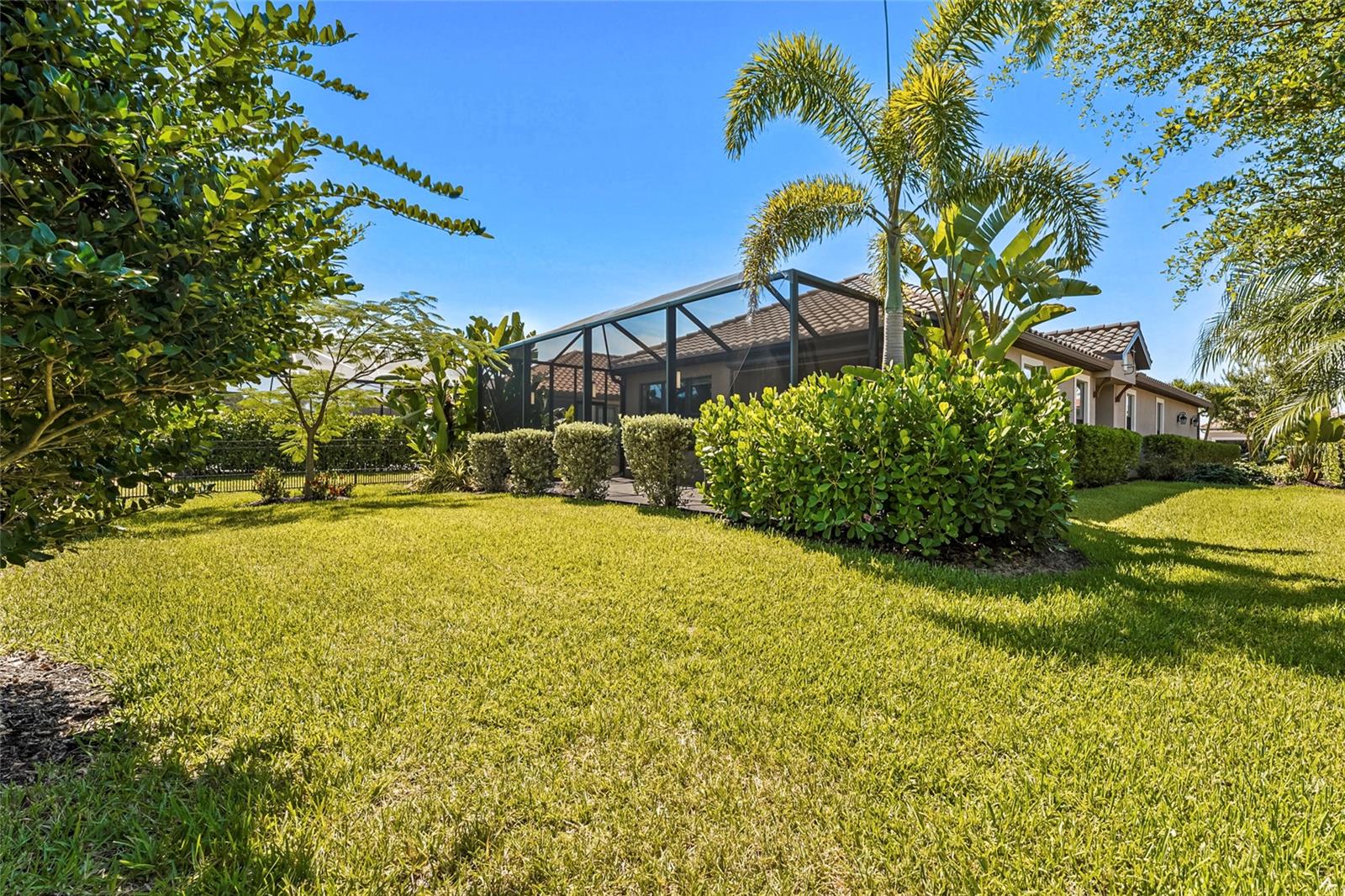 ESPLANADE ON PALMER RANCH - Residential