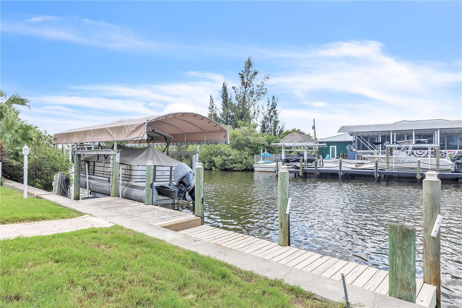 PIRATE HARBOR - Residential