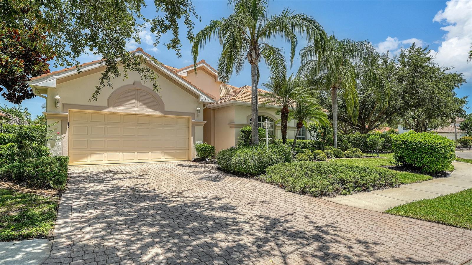 LAKEWOOD RANCH COUNTRY CLUB VILLAGE D 3A - Residential