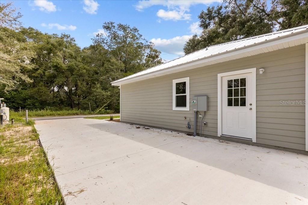 OAK WALK - Residential