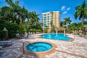 MERIDIAN AT THE OAKS PRESERVE - Residential Lease