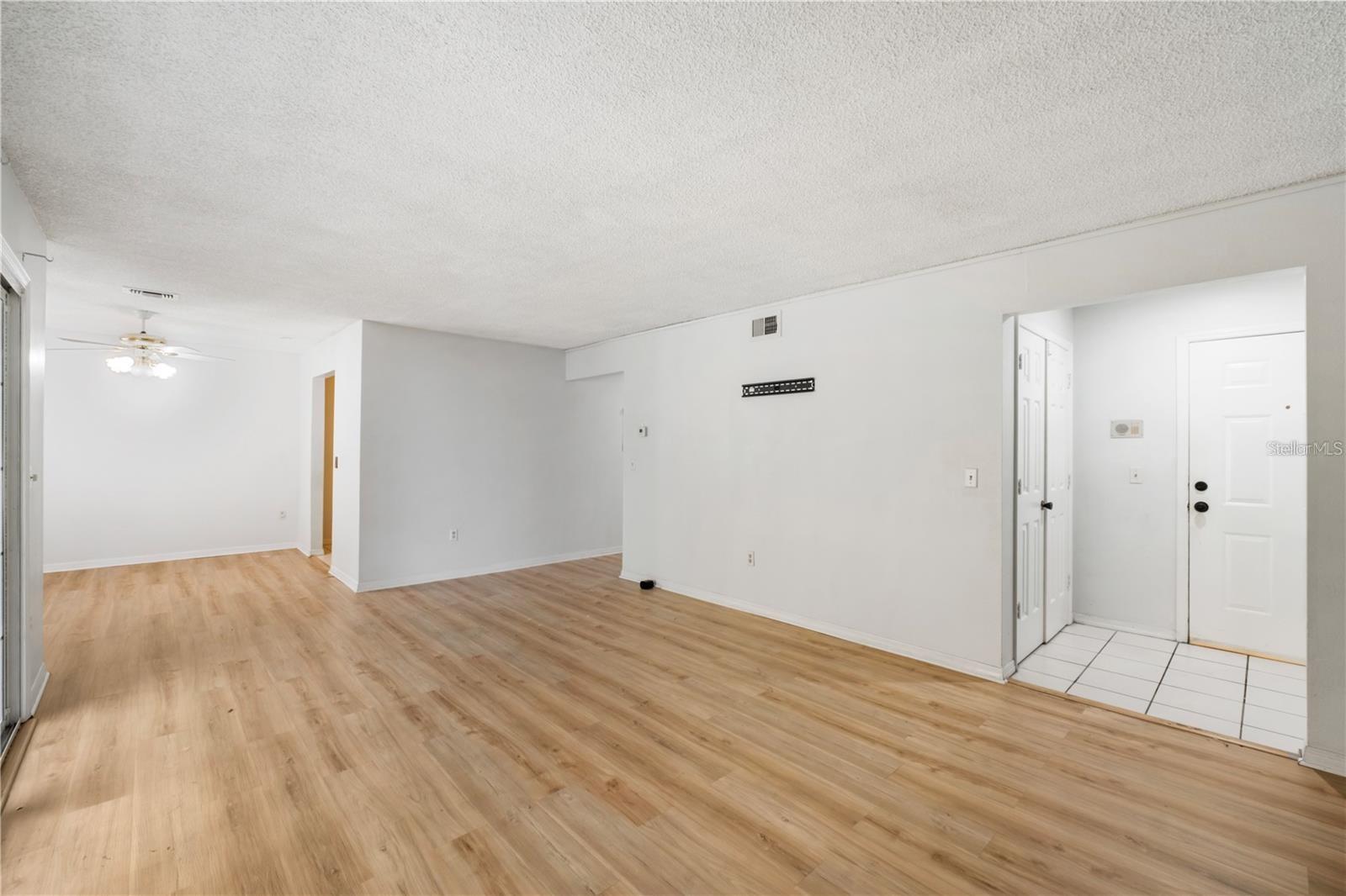 CYPRESS POINTE/LK ORLANDO - Residential