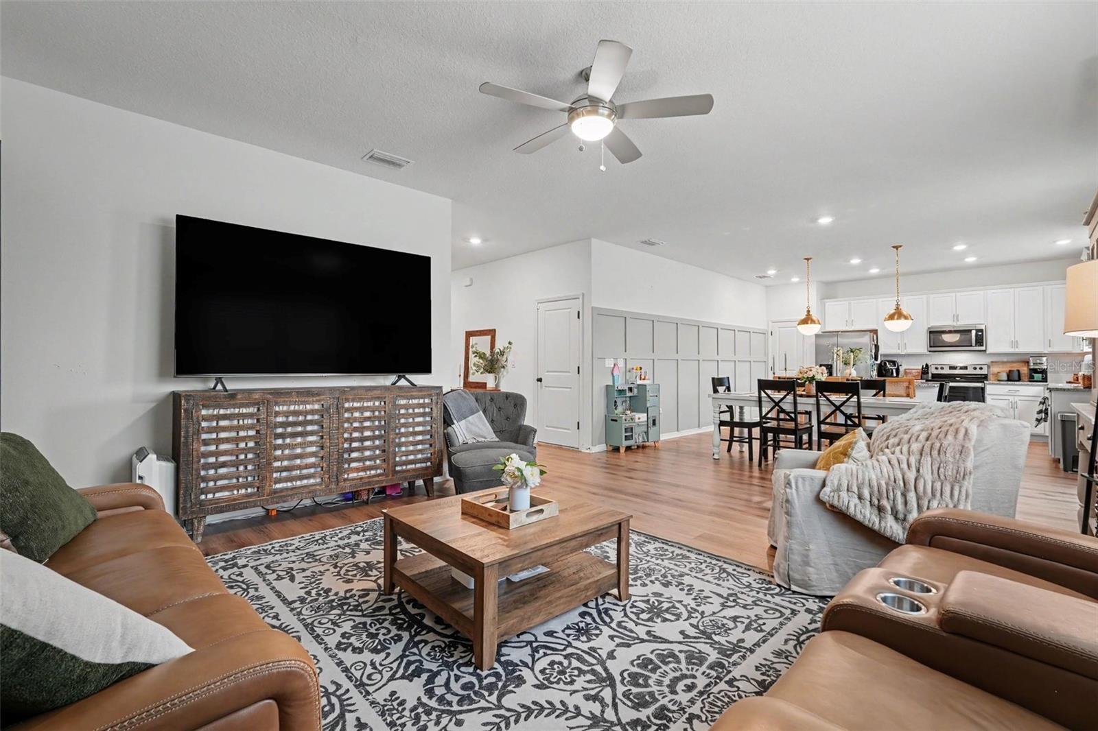 SANCTUARY RDG - Residential