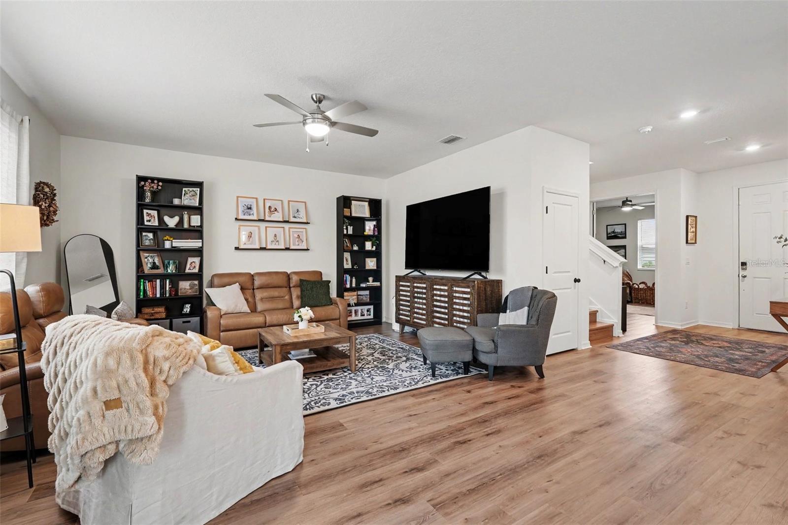 SANCTUARY RDG - Residential