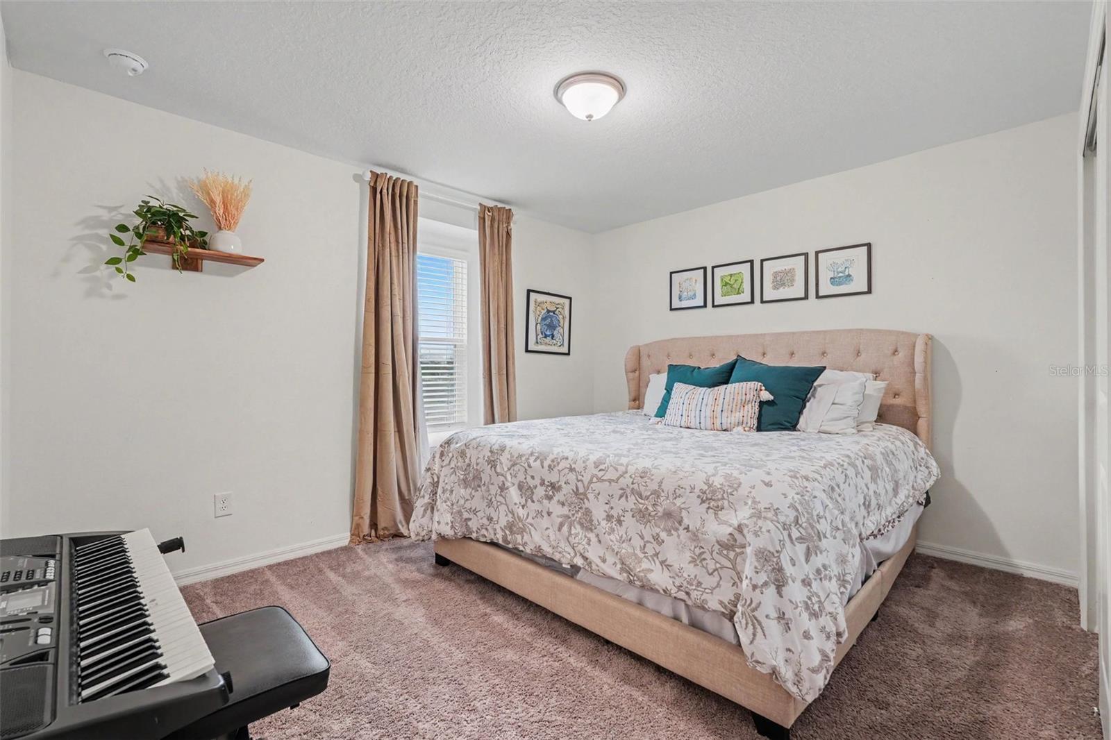 SANCTUARY RDG - Residential