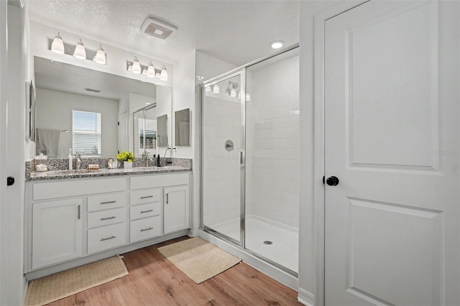 SANCTUARY RDG - Residential