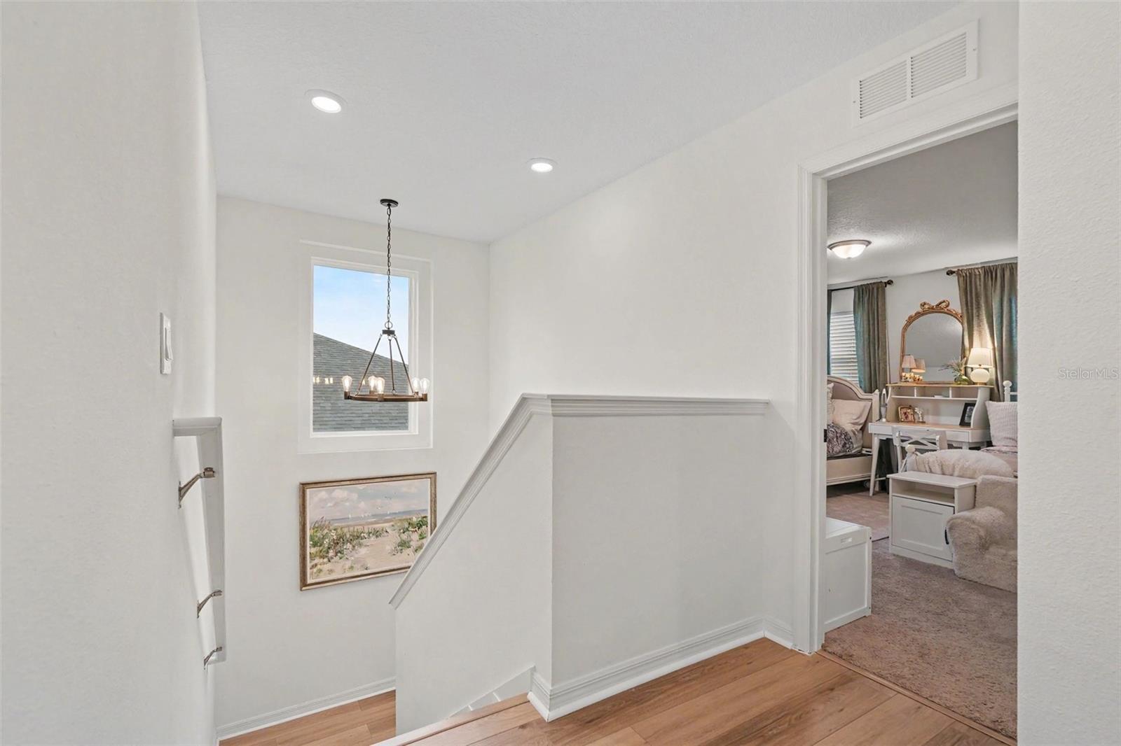 SANCTUARY RDG - Residential