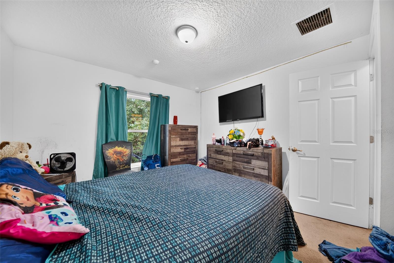 EUSTIS PINECREST - Residential