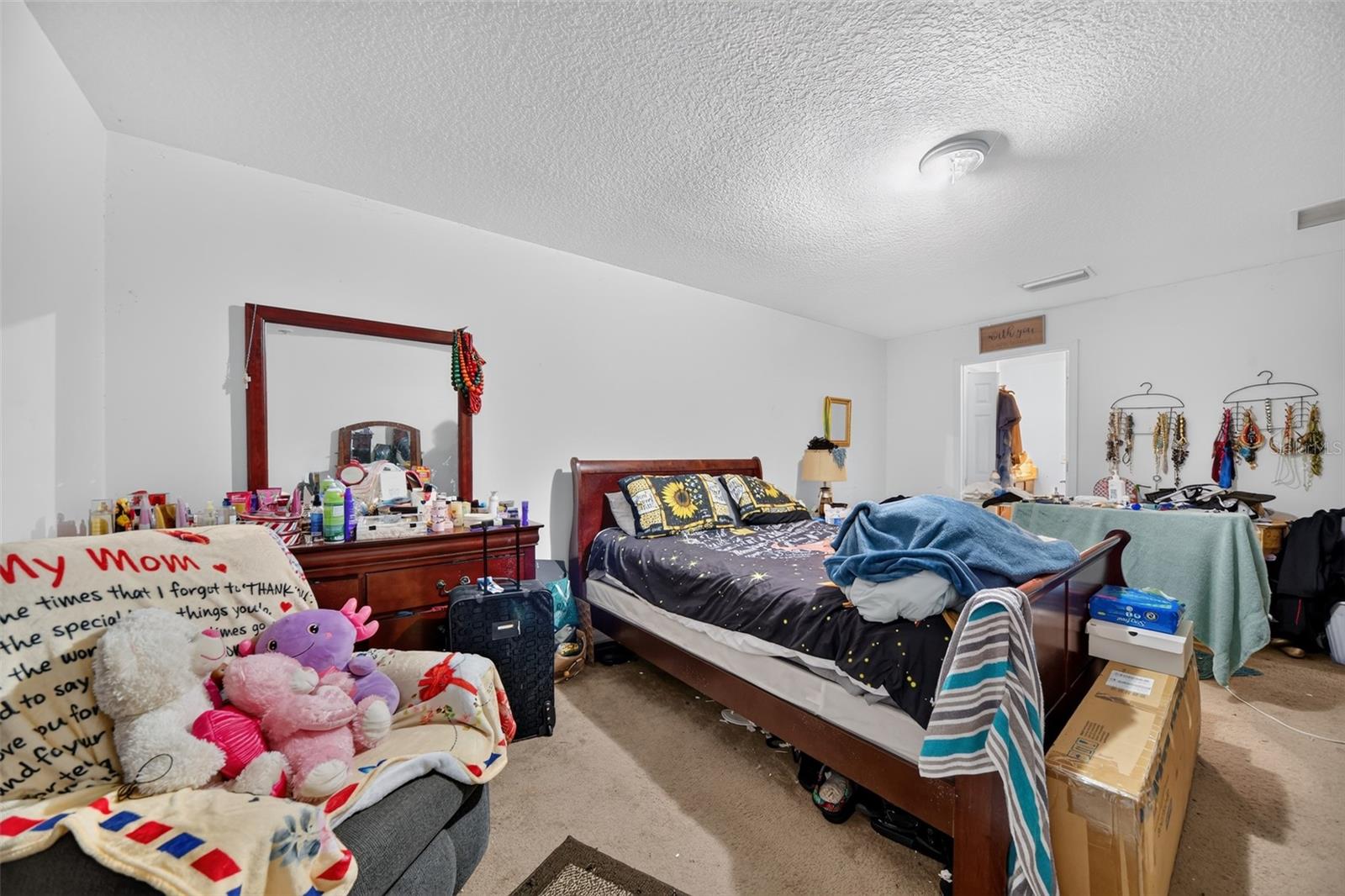 EUSTIS PINECREST - Residential