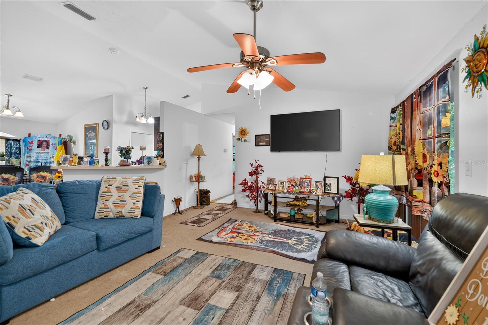 EUSTIS PINECREST - Residential