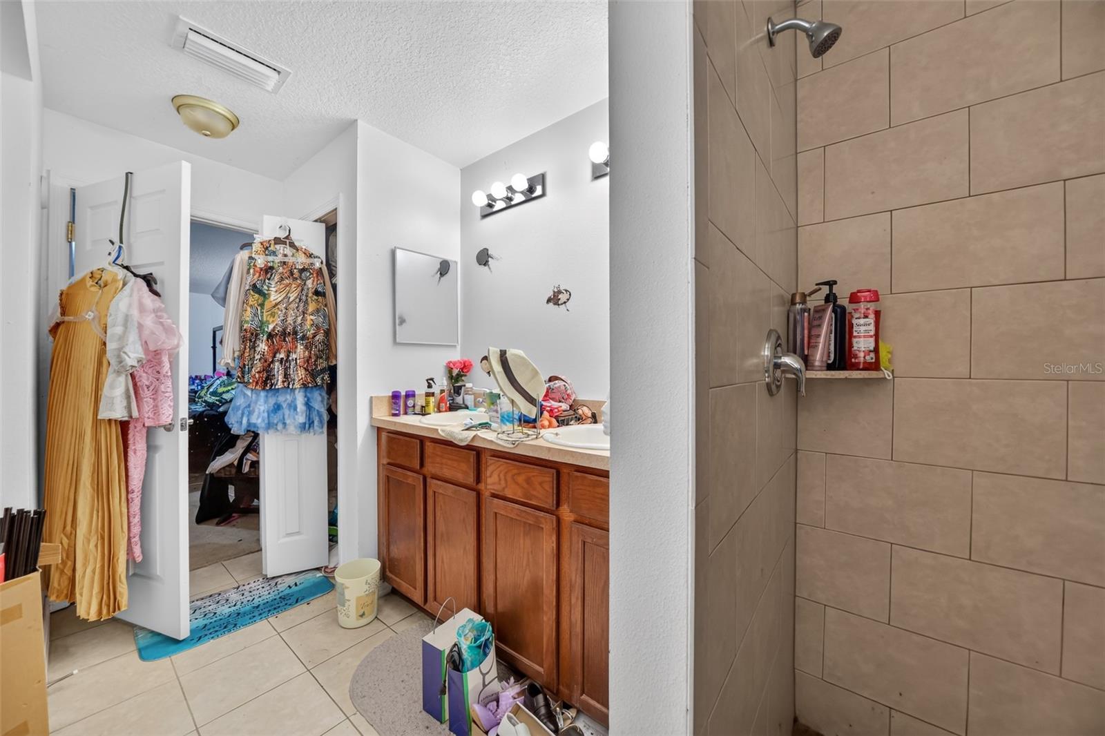 EUSTIS PINECREST - Residential
