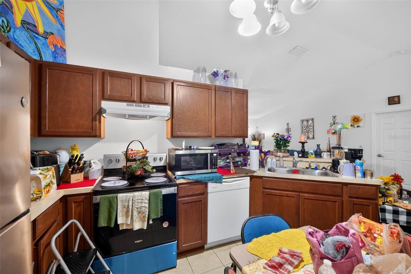 EUSTIS PINECREST - Residential