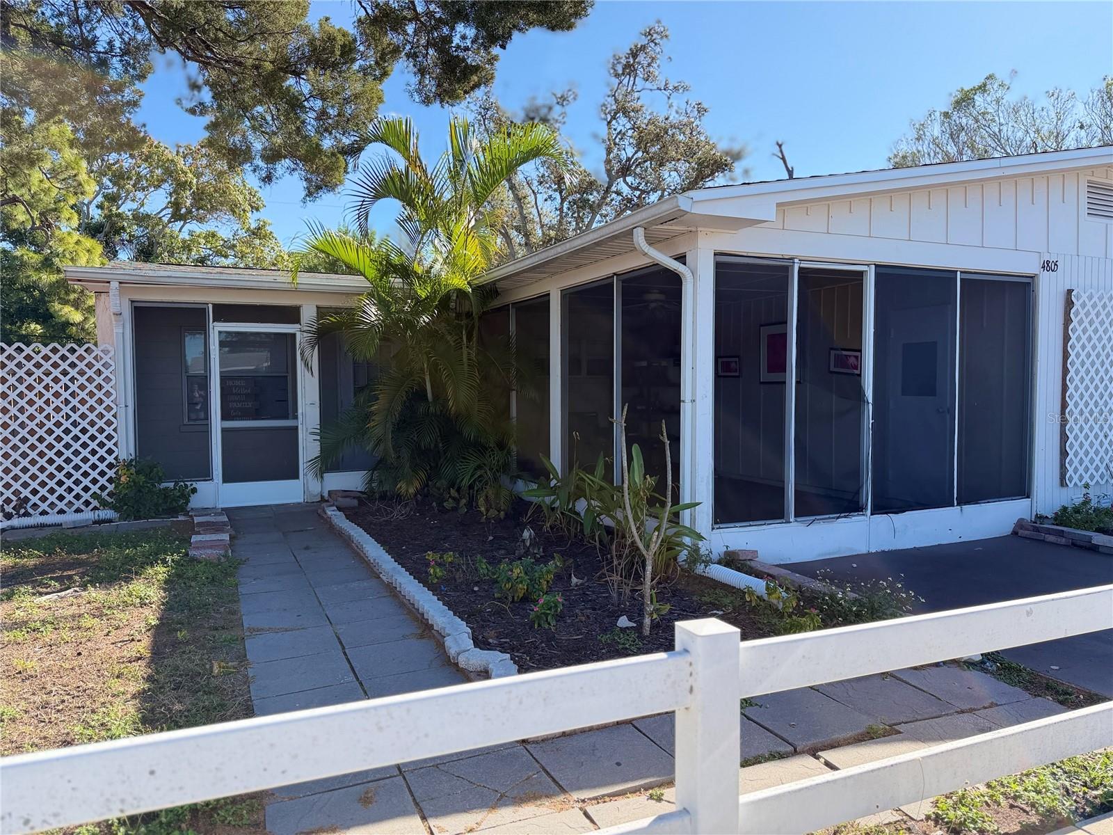 HOLIDAY HEIGHTS - Residential Income
