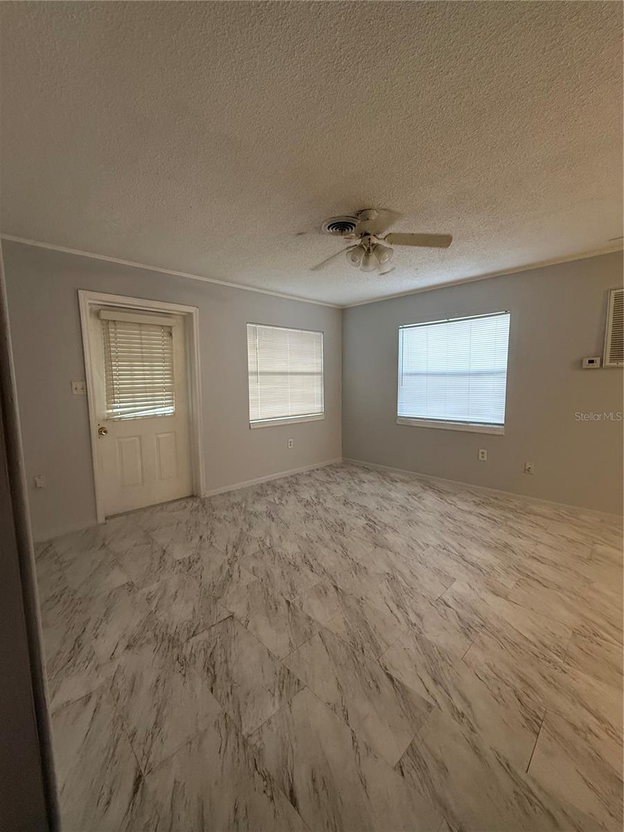 HOLIDAY HEIGHTS - Residential Income